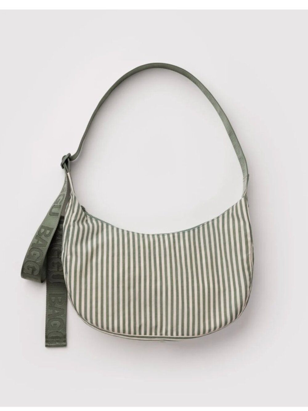 BAGGU Medium Nylon Crescent Bag